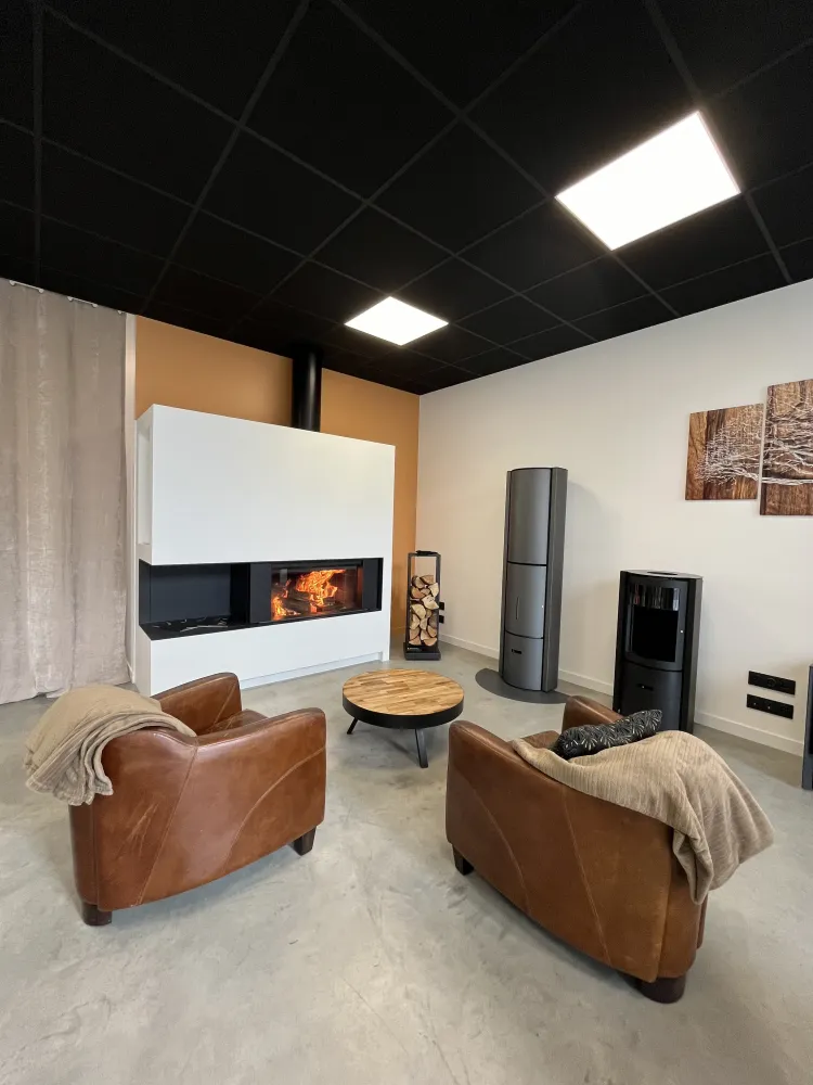 Showroom Cheminées Guilbert à Saint-Malo